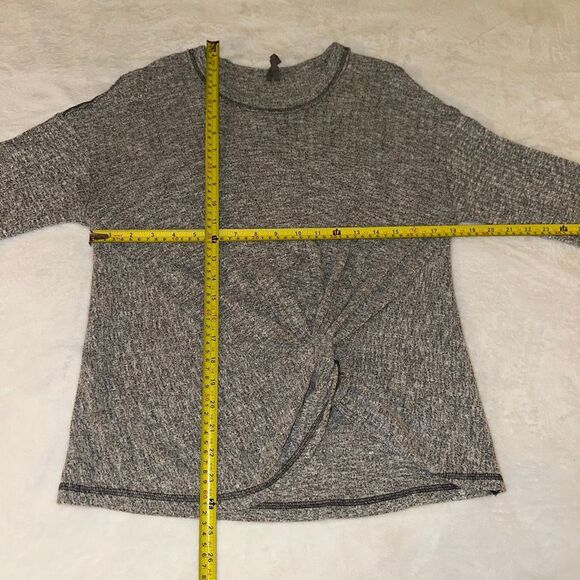 Anthropologie Small Twist Front Crewneck 3/4 Sleeve Sweater Heathered Gray EUC - Picture 6 of 9